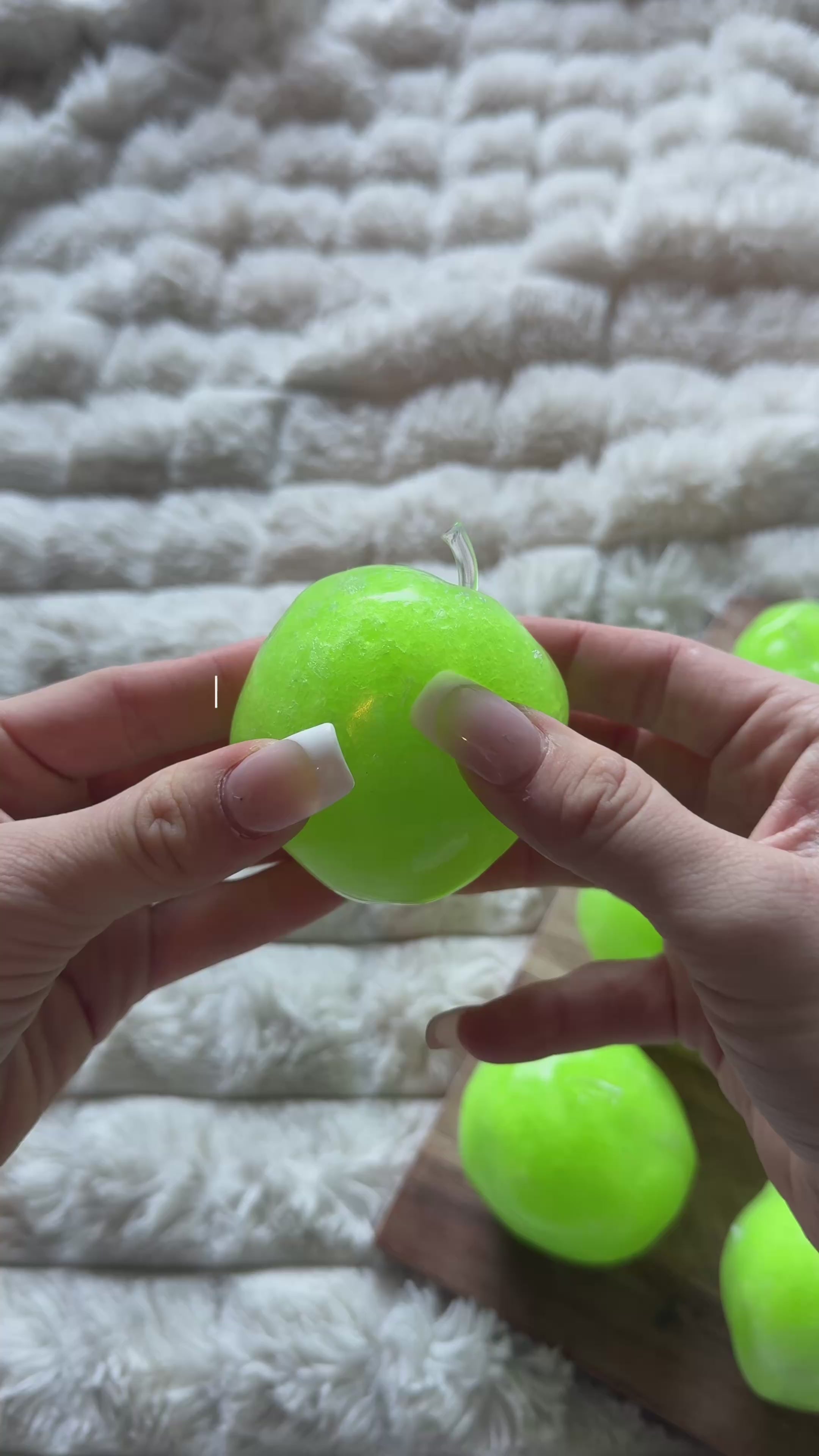 🍏 Slushy Green Apple Ball Squishy